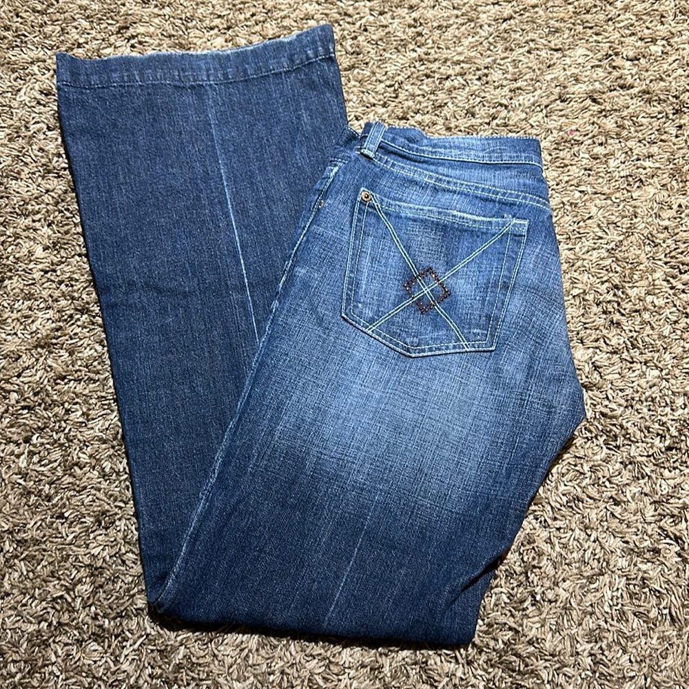 Seven for all mankind